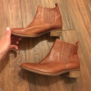 Madewell Tan Leather Booties
